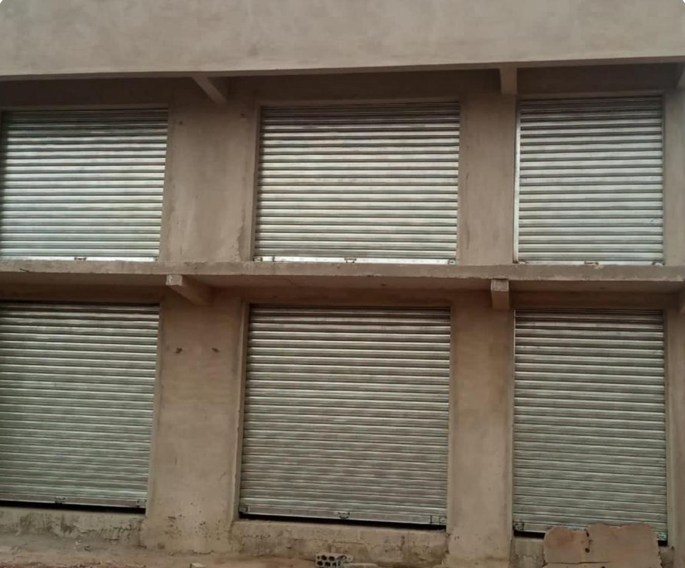 Metallic Foldable Shop Door